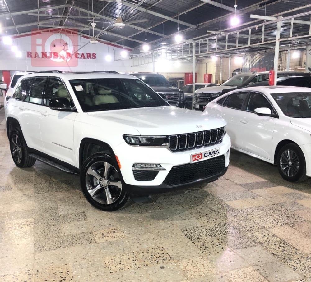 جيب جراند شيروكي